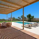 Dorinna Villa *